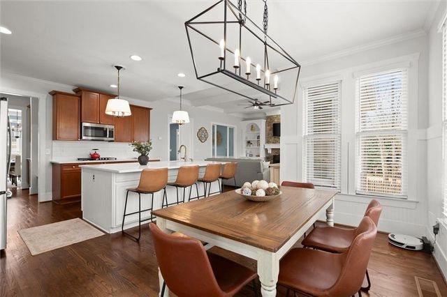 272 Canyon Drive, Sugar Hill, GA 30518