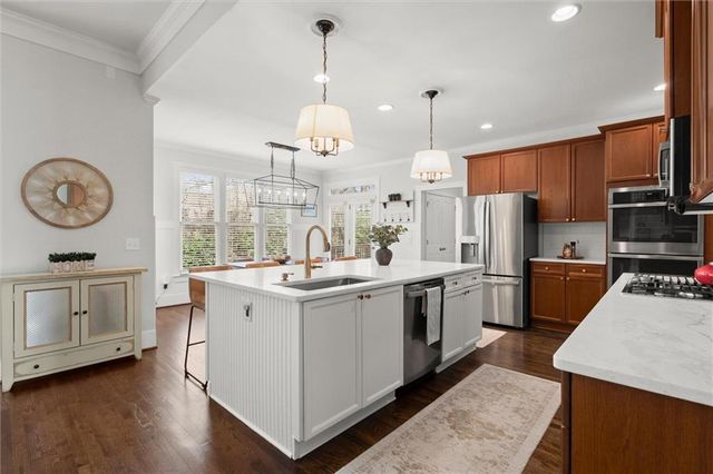 272 Canyon Drive, Sugar Hill, GA 30518