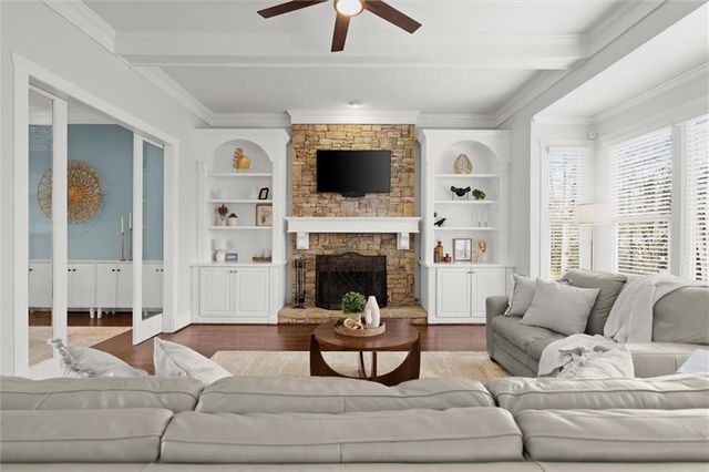 272 Canyon Drive, Sugar Hill, GA 30518