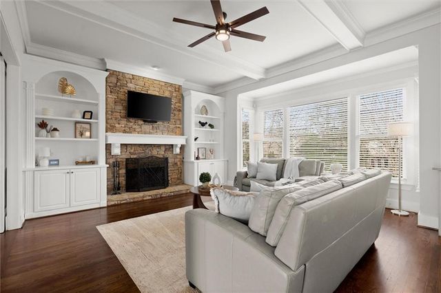 272 Canyon Drive, Sugar Hill, GA 30518