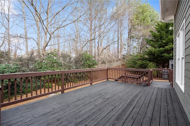 272 Canyon Drive, Sugar Hill, GA 30518