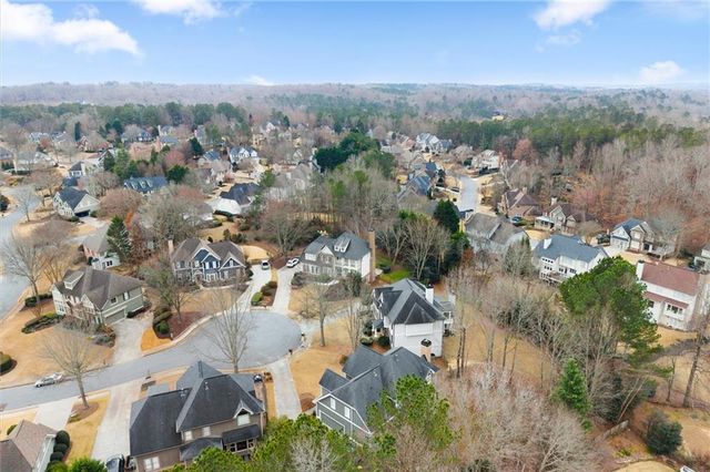 272 Canyon Drive, Sugar Hill, GA 30518