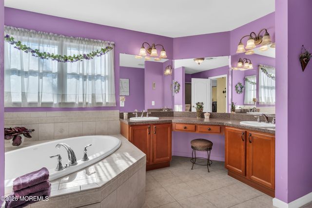 3 Joseph Court, Manchester, NJ 08759