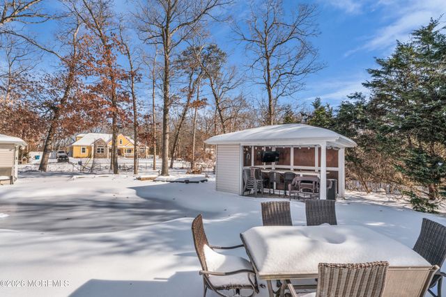 3 Joseph Court, Manchester, NJ 08759