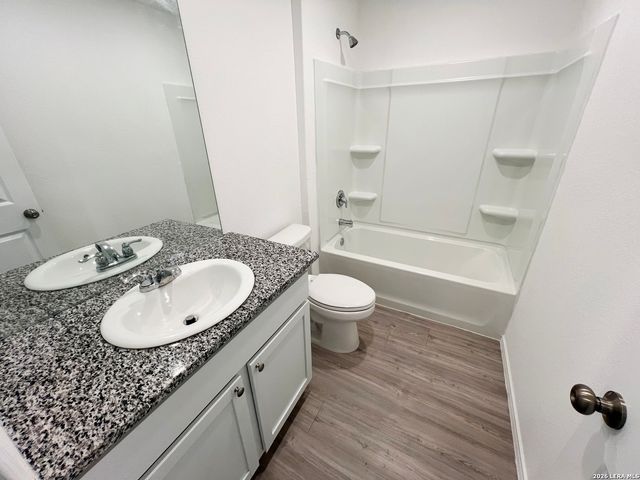 5433 CALTON BND, San Antonio, TX 78253