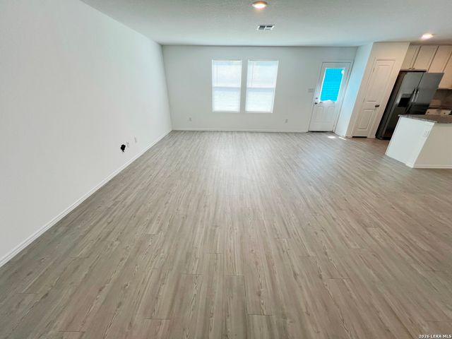 5433 CALTON BND, San Antonio, TX 78253