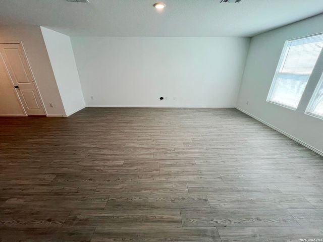 5433 CALTON BND, San Antonio, TX 78253