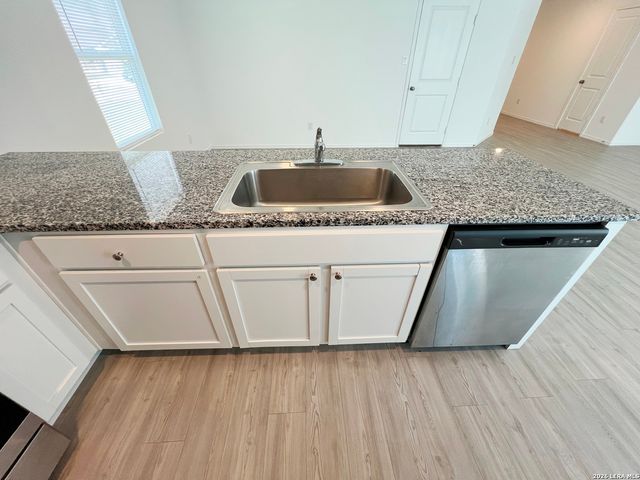 5433 CALTON BND, San Antonio, TX 78253