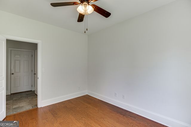 7823 Keepsake Lane, Flowery Branch, GA 30542
