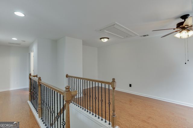7823 Keepsake Lane, Flowery Branch, GA 30542