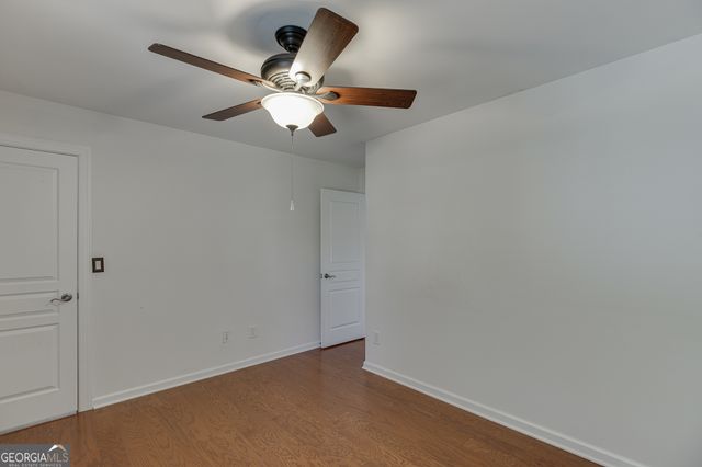 7823 Keepsake Lane, Flowery Branch, GA 30542