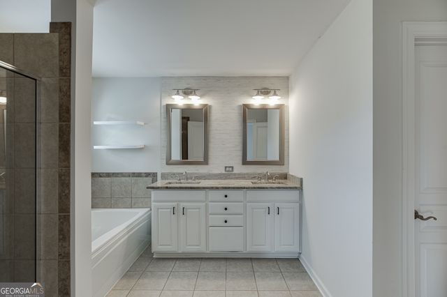7823 Keepsake Lane, Flowery Branch, GA 30542