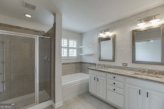 7823 Keepsake Lane, Flowery Branch, GA 30542