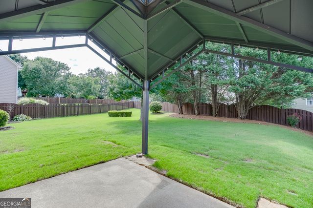 7823 Keepsake Lane, Flowery Branch, GA 30542