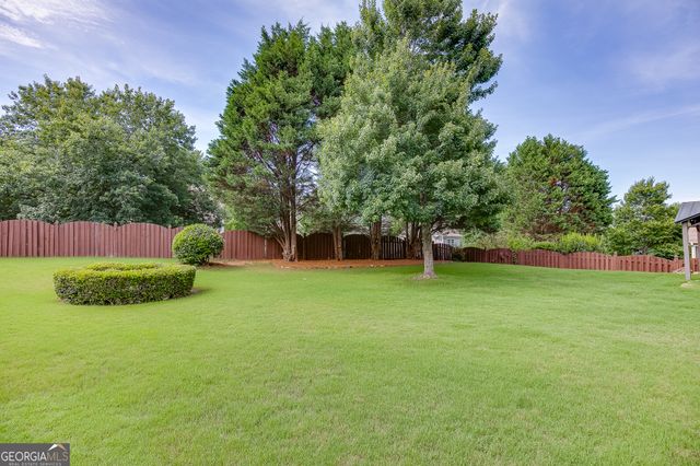 7823 Keepsake Lane, Flowery Branch, GA 30542