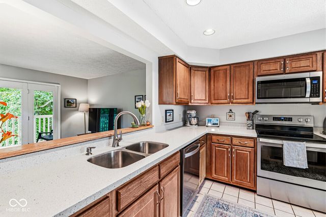 6908 Ralph Court, Indianapolis, IN 46220