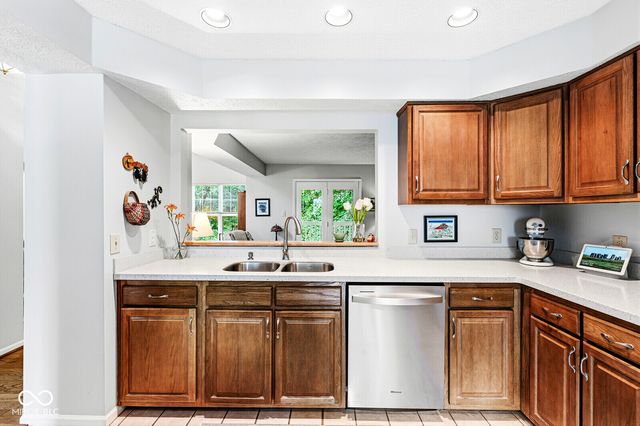 6908 Ralph Court, Indianapolis, IN 46220