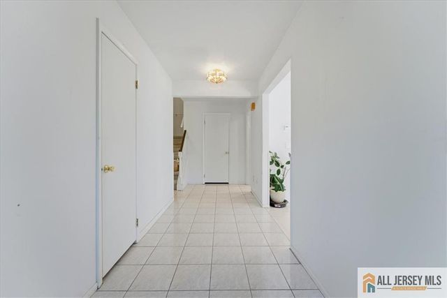 37 Giggleswick Way 37, Edison, NJ 08820