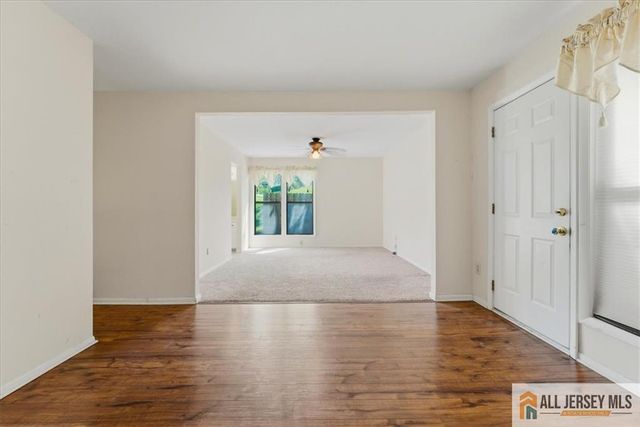 37 Giggleswick Way 37, Edison, NJ 08820