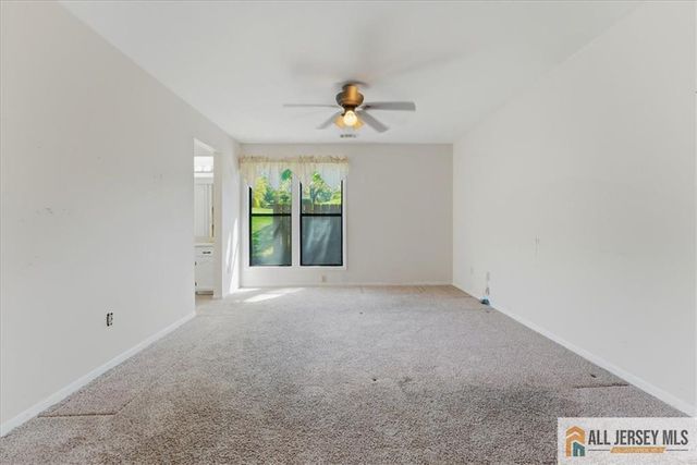 37 Giggleswick Way 37, Edison, NJ 08820