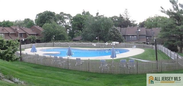 37 Giggleswick Way 37, Edison, NJ 08820