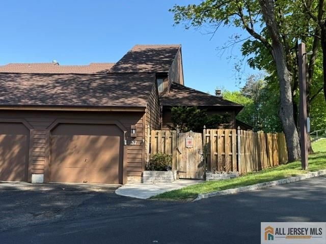 37 Giggleswick Way 37, Edison, NJ 08820