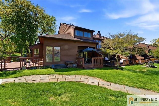 37 Giggleswick Way 37, Edison, NJ 08820