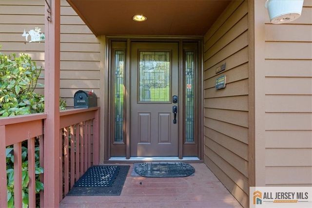 37 Giggleswick Way 37, Edison, NJ 08820