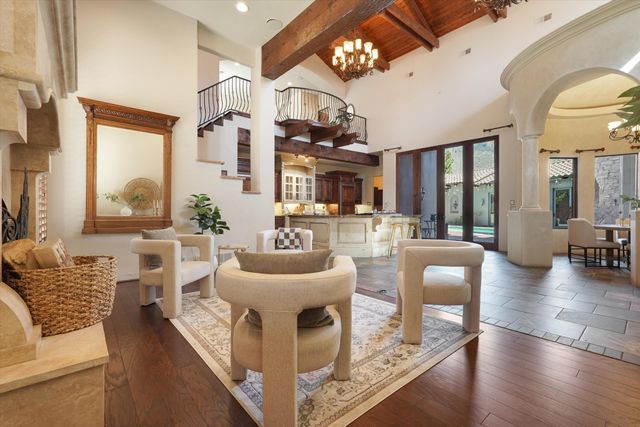 8820 Gypsy Drive NE, Albuquerque, NM 87122