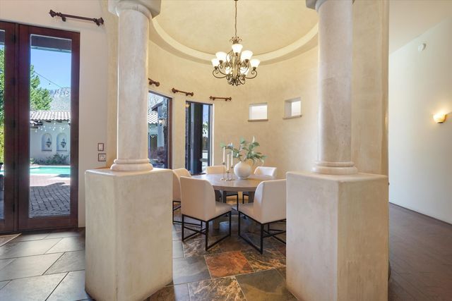 8820 Gypsy Drive NE, Albuquerque, NM 87122