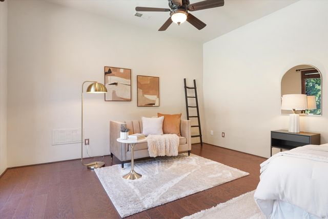 8820 Gypsy Drive NE, Albuquerque, NM 87122