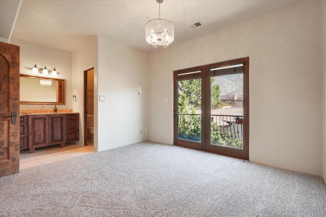 8820 Gypsy Drive NE, Albuquerque, NM 87122