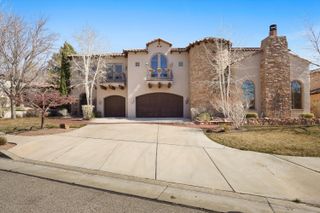 8820 Gypsy Drive NE, Albuquerque, NM 87122