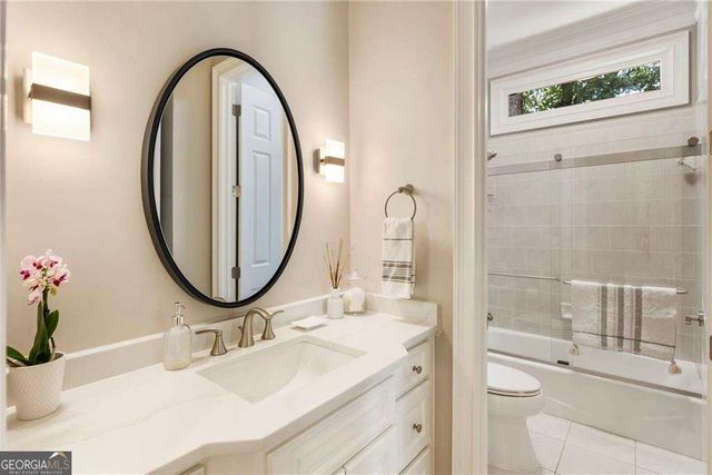 957 Saint Lyonn Courts, Marietta, GA 30068