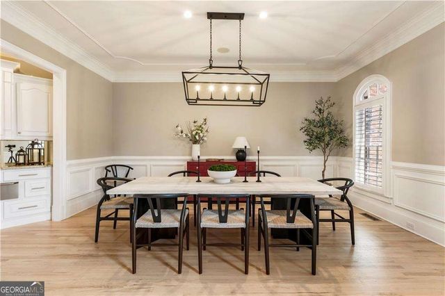 957 Saint Lyonn Courts, Marietta, GA 30068