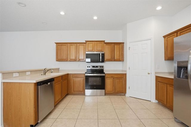 1125 ANDREW AVILES CIRCLE, Tampa, FL 33619