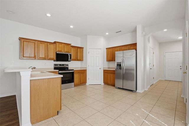 1125 ANDREW AVILES CIRCLE, Tampa, FL 33619