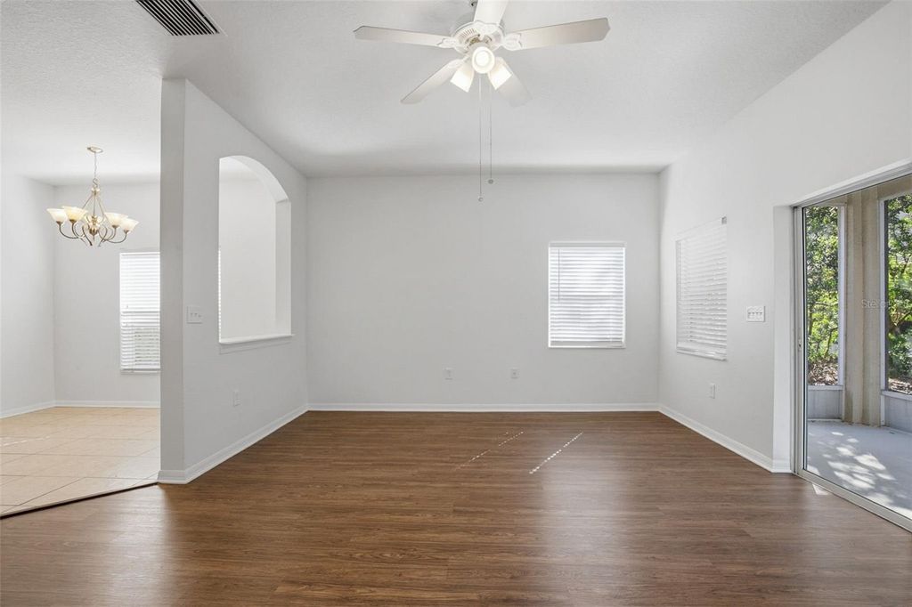 Image 22 of property listing at 1125 ANDREW AVILES CIRCLE, Tampa, FL 33619