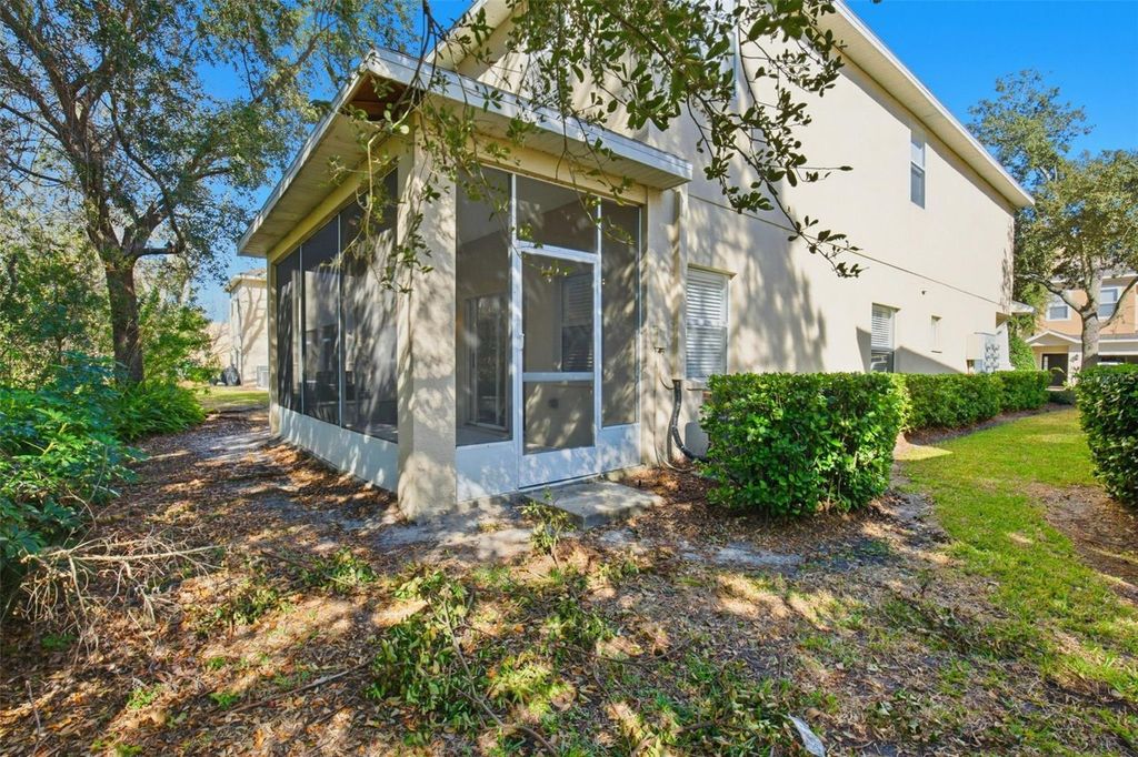 Image 35 of property listing at 1125 ANDREW AVILES CIRCLE, Tampa, FL 33619