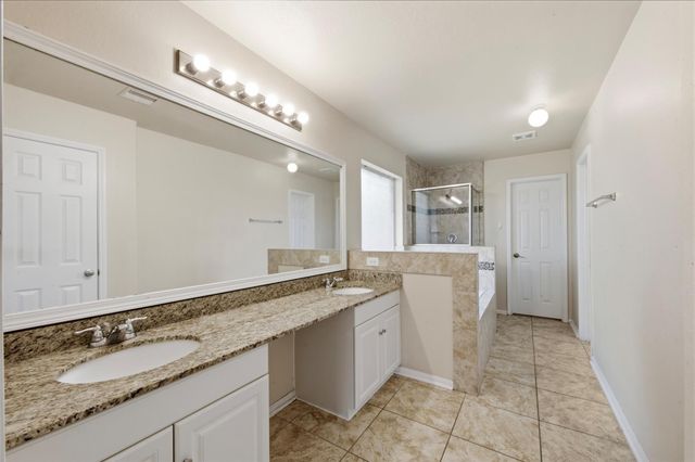 1284 Pinto Pass, Alvin, TX 77511
