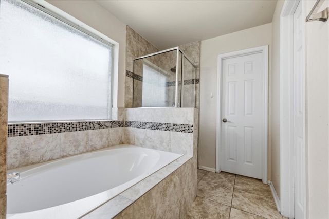 1284 Pinto Pass, Alvin, TX 77511
