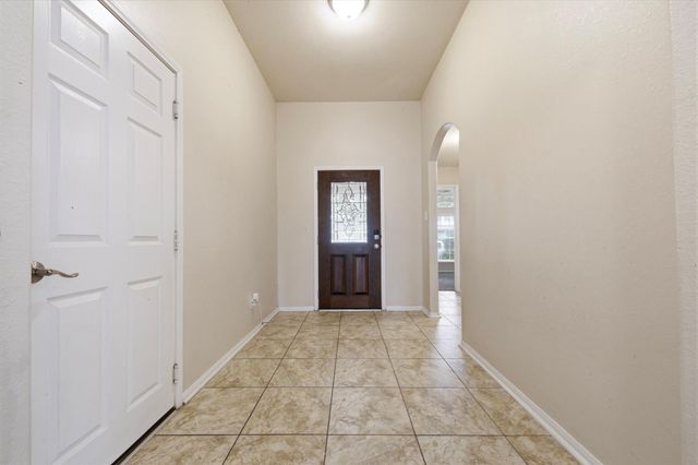 1284 Pinto Pass, Alvin, TX 77511