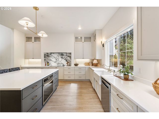 2808 Ne 58TH St, Vancouver, WA 98663