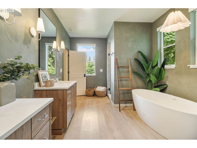 2808 Ne 58TH St, Vancouver, WA 98663