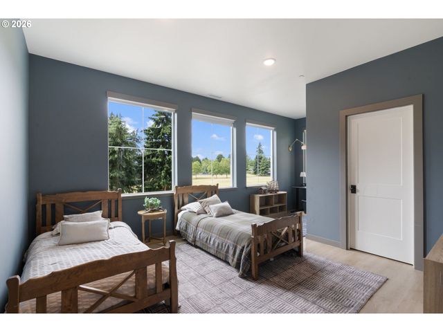 2808 Ne 58TH St, Vancouver, WA 98663