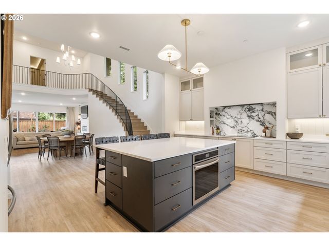 2808 Ne 58TH St, Vancouver, WA 98663