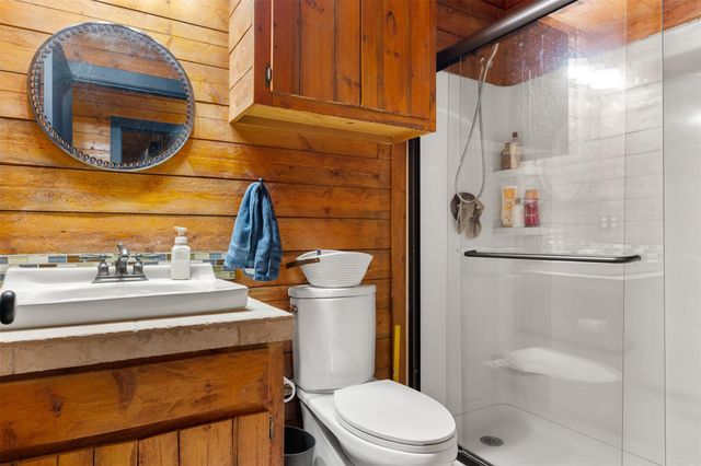 301 Green Acres DR, Wimberley, TX 78676