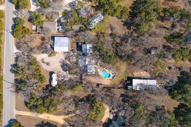 301 Green Acres DR, Wimberley, TX 78676