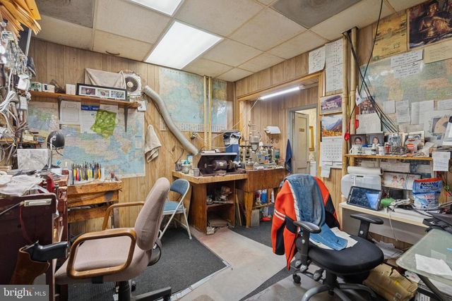 4029, 4031, 4033 LANCASTER AVE, Philadelphia, PA 19104