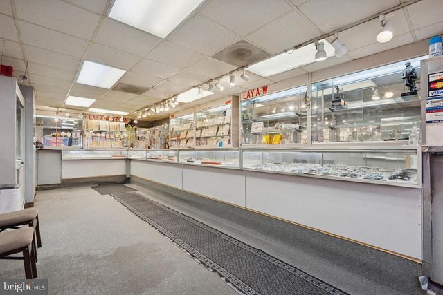 4029, 4031, 4033 LANCASTER AVE, Philadelphia, PA 19104